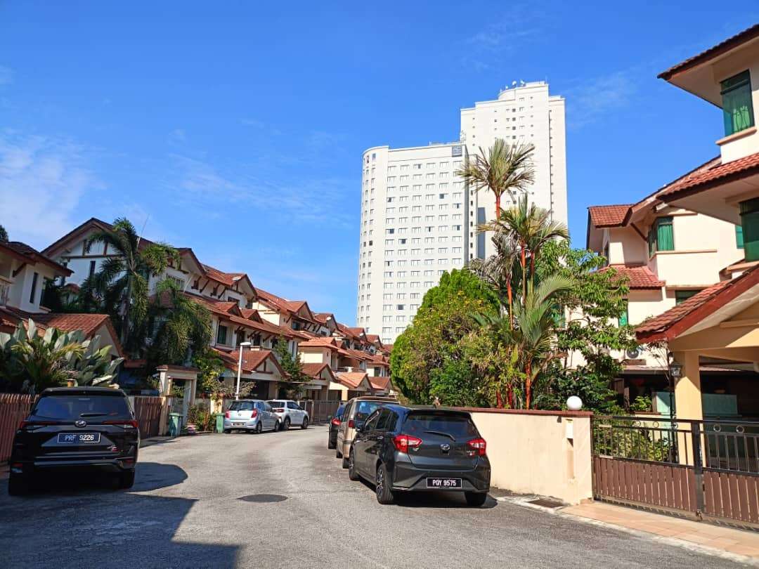 4-bedroom house in Bukit Jambul, Penang for sale — Krystal Garden, Bukit Jambul Semi D @ Jalan Rumbia
