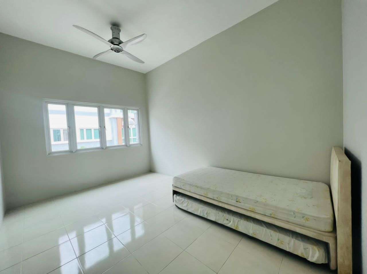house in Bukit Jambul, Penang — photo 5