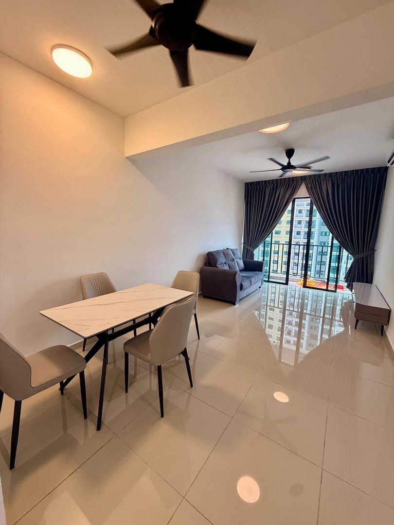 Ideal Venice Residency Middle Floor 850sf 2CP Fully Furnished Gelugor