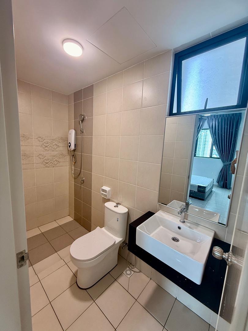 condo in Gelugor, Penang — photo 5