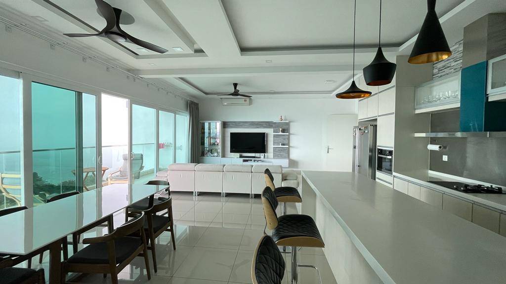 condo in Batu Maung, Penang — photo 2
