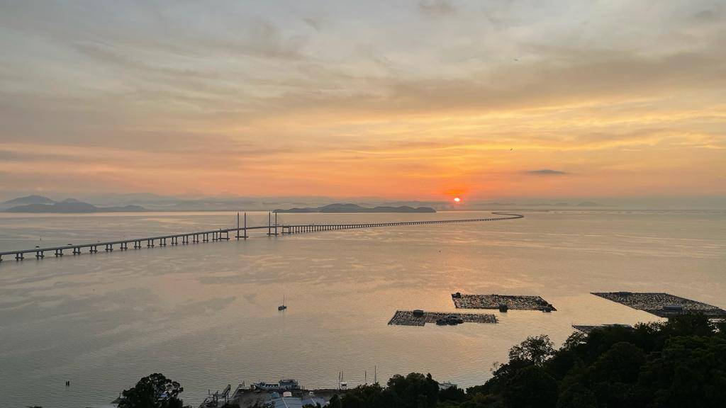 condo in Batu Maung, Penang — photo 5