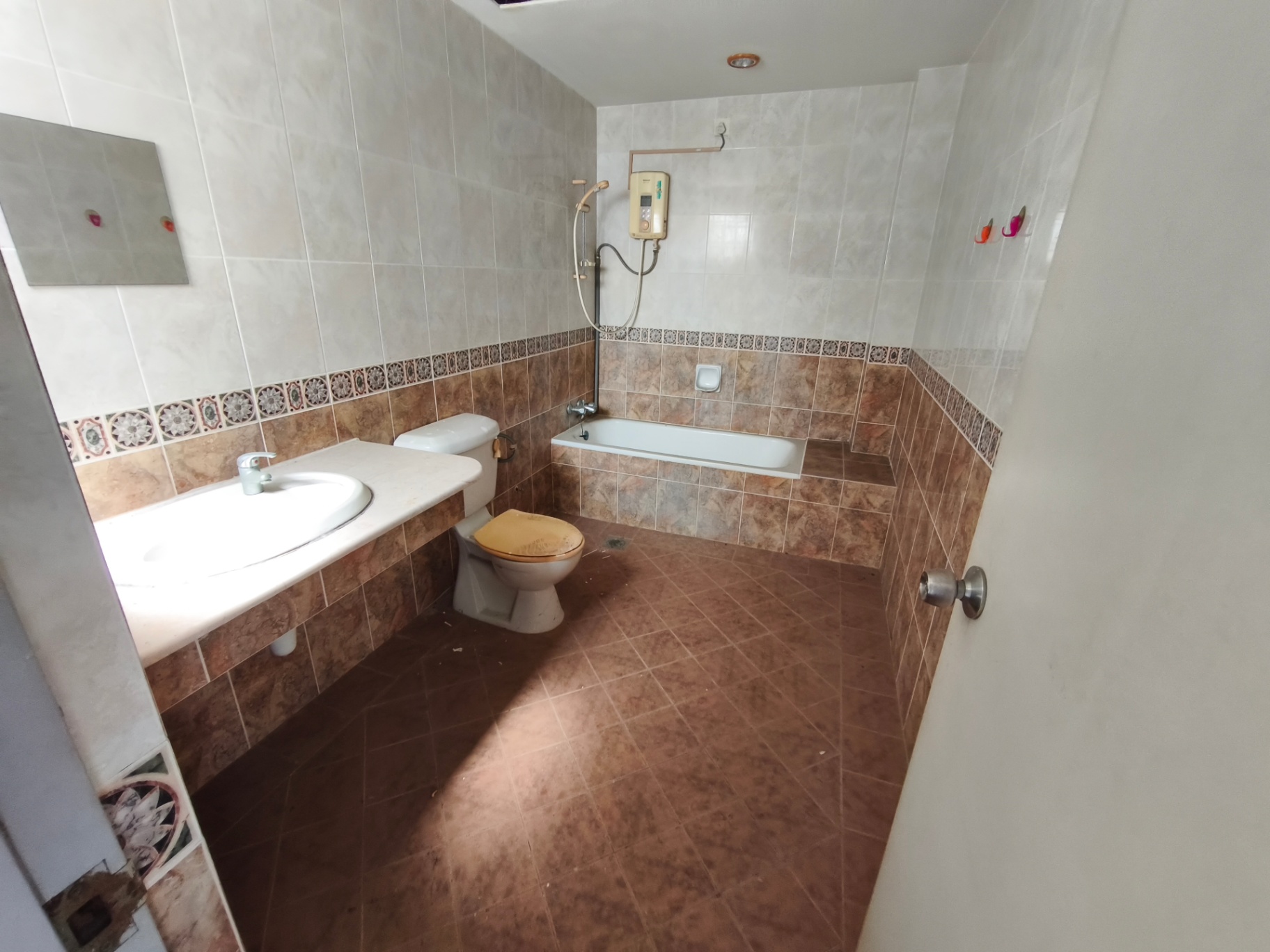condo in Bandar Sunway, Selangor — photo 5