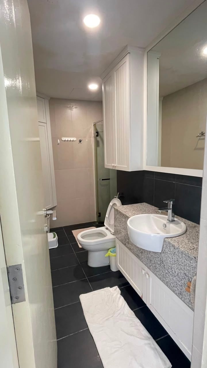 condo in Gelugor, Penang — photo 6