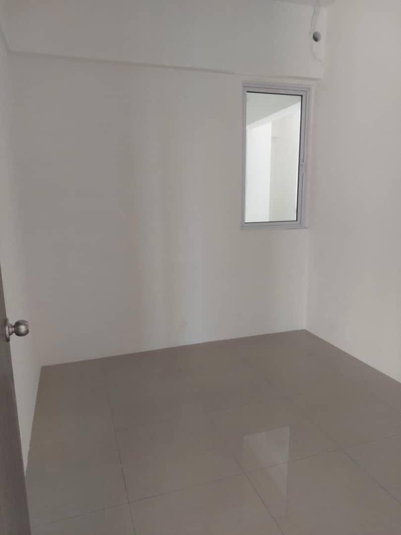 condo in Gelugor, Penang — photo 6