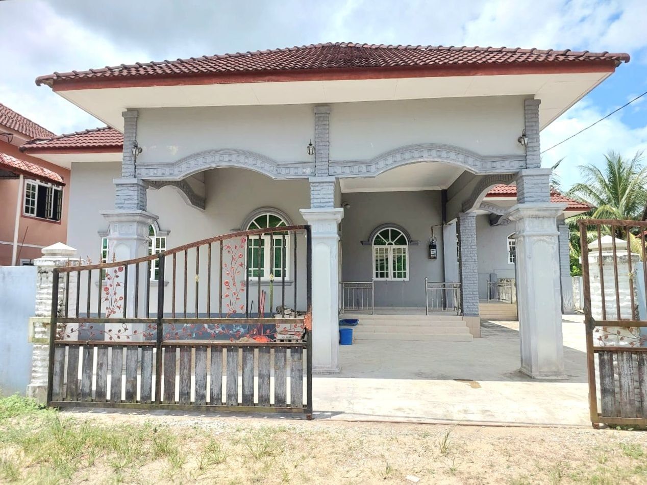 house in Wakaf Bharu, Kelantan — photo 2