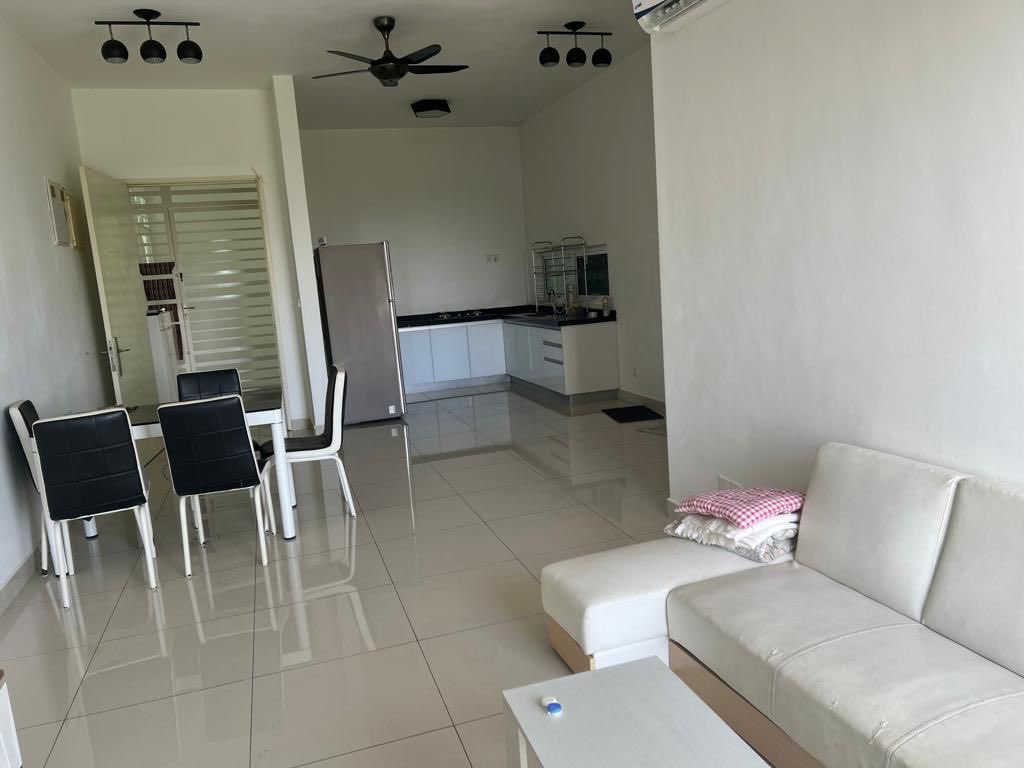 3-bedroom condo in Bayan Lepas, Penang for sale — Orchardville @ Sungai Ara, 2 Car Parks, 1080sft