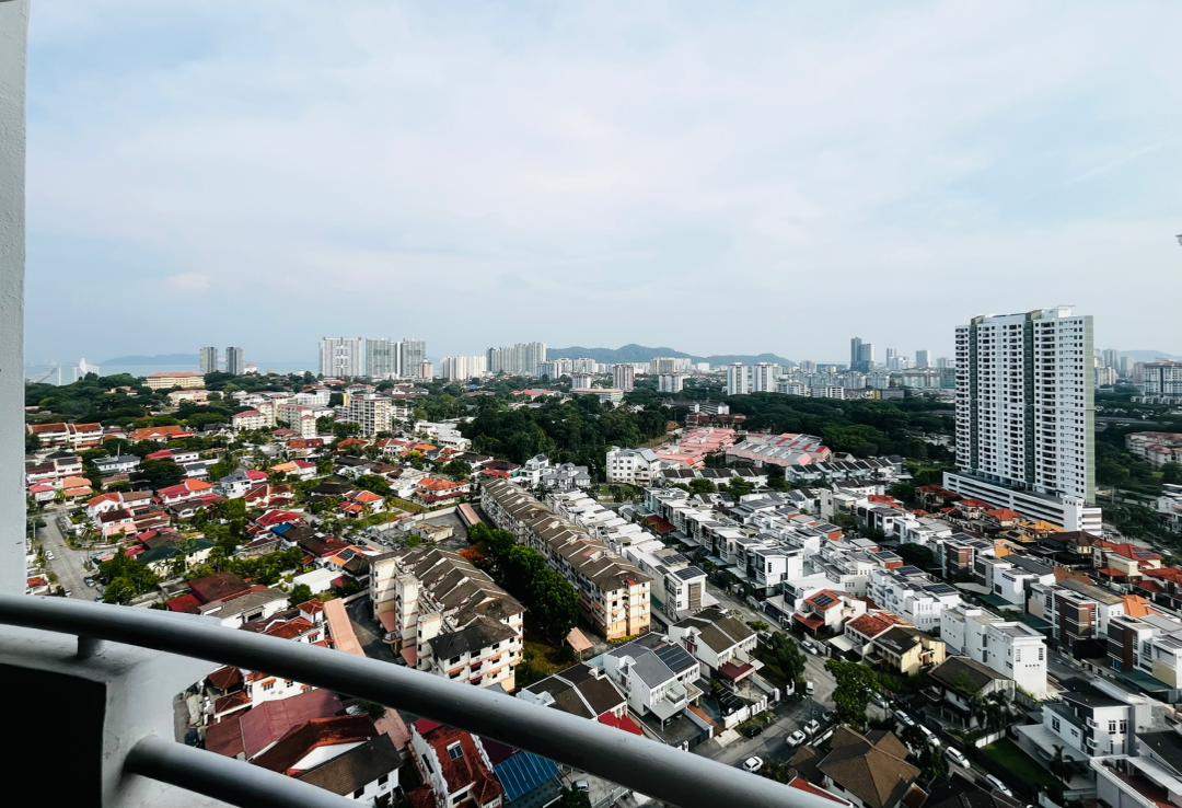 condo in Gelugor, Penang — photo 6