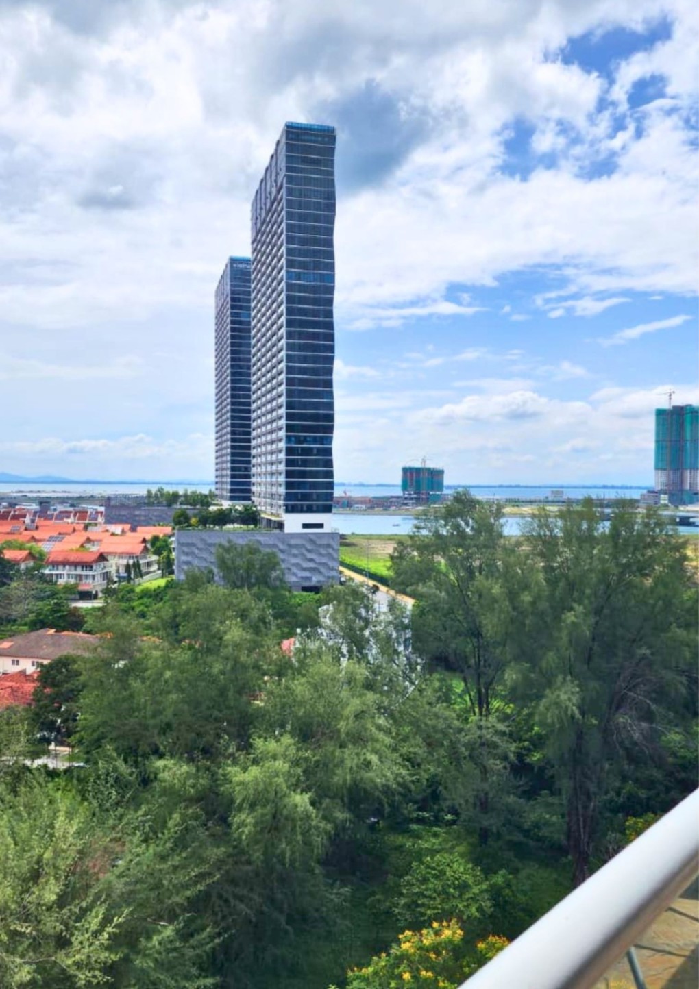 Condo for Sale @ Marina Bay Resort, Tanjung Tokong | Partial Renovated