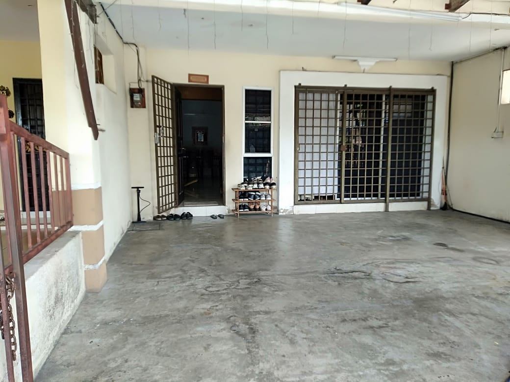 house in Ipoh, Perak — photo 2