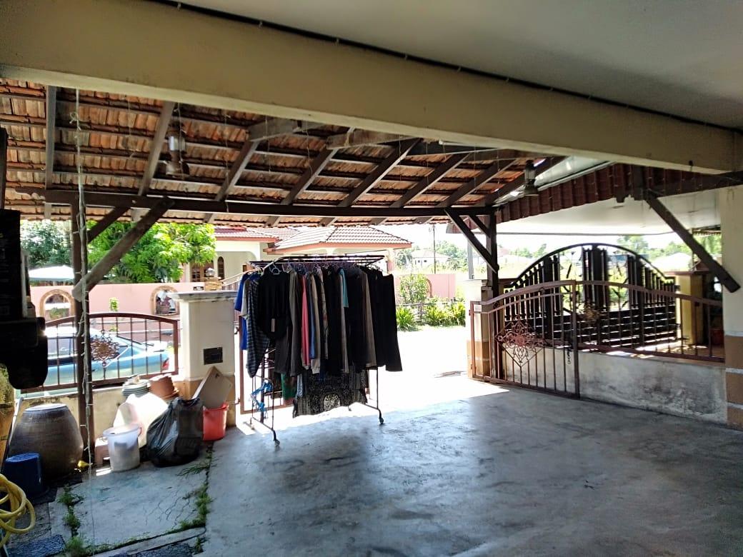 house in Ipoh, Perak — photo 3