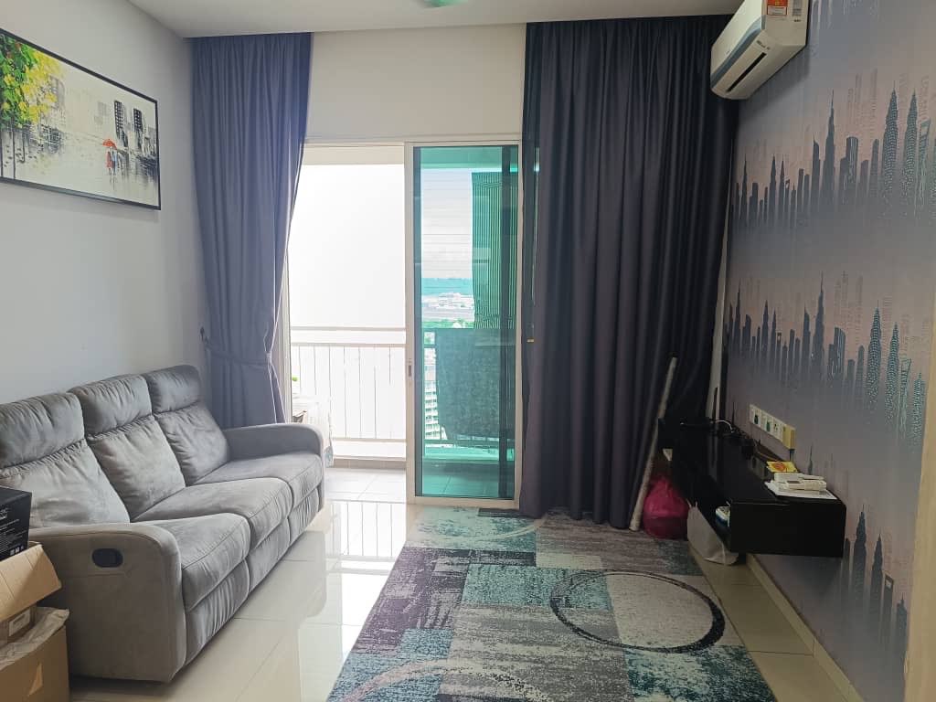 Solaria Residence @ Bayan Lepas,1115sft, 3 Car Parks