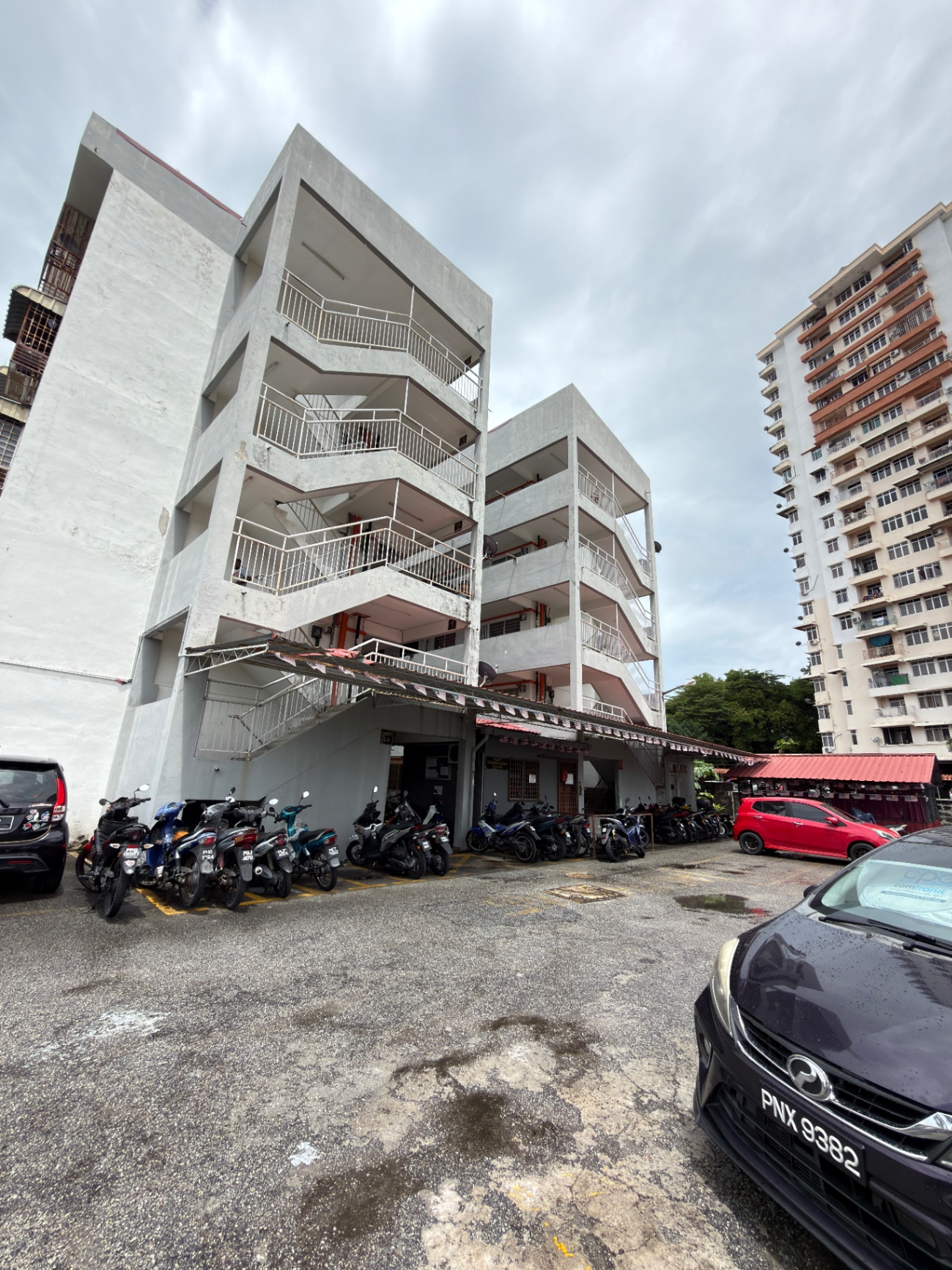 condo in Sungai Ara, Penang — photo 2