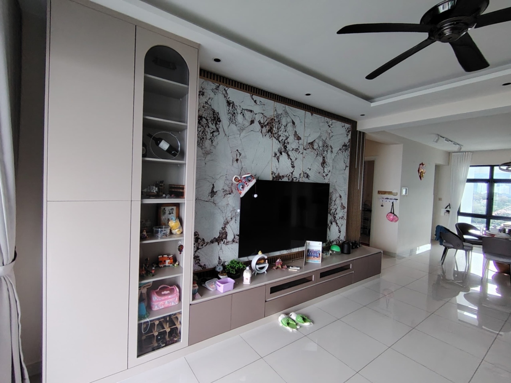 4-bedroom condo in Gelugor, Penang for sale — The Light Linear @ Gelugor , 1550sft , 3 CP