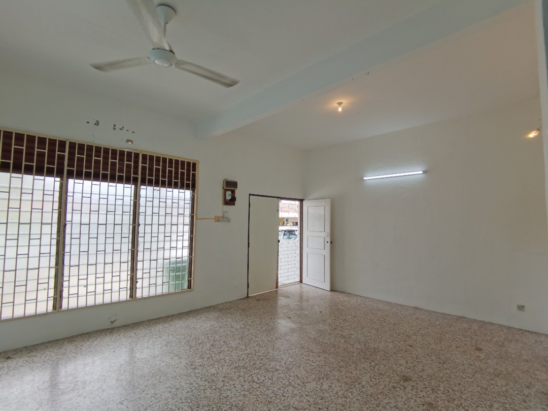 house in Sungai Dua Island, Penang — photo 4