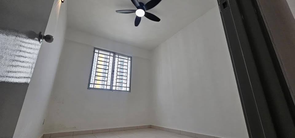 condo in Gelugor, Penang — photo 5