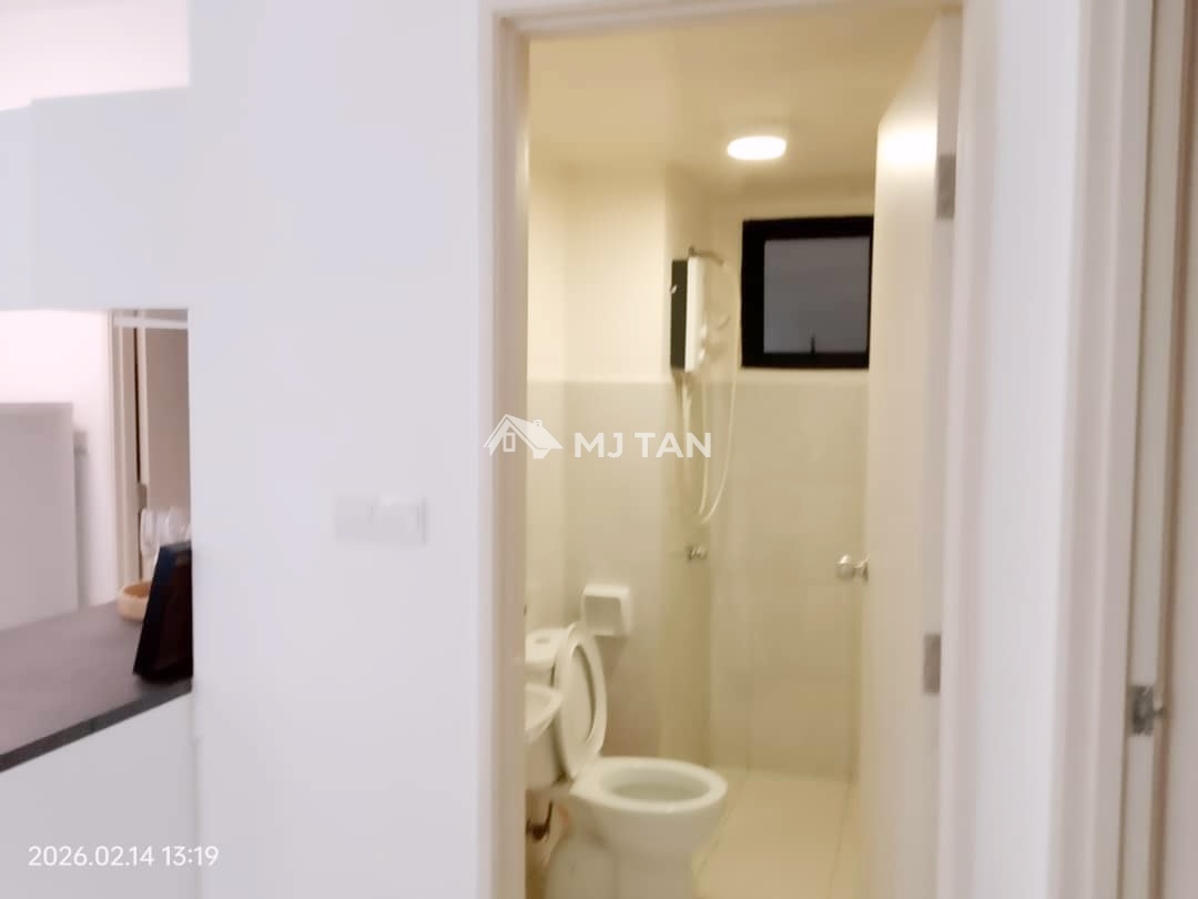 condo in Tanjung Tokong, Penang — photo 6