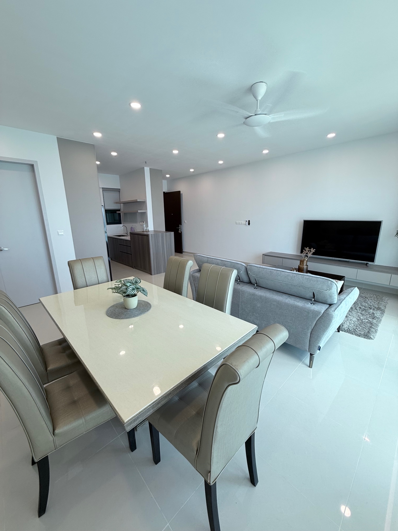 condo in Gelugor, Penang — photo 4
