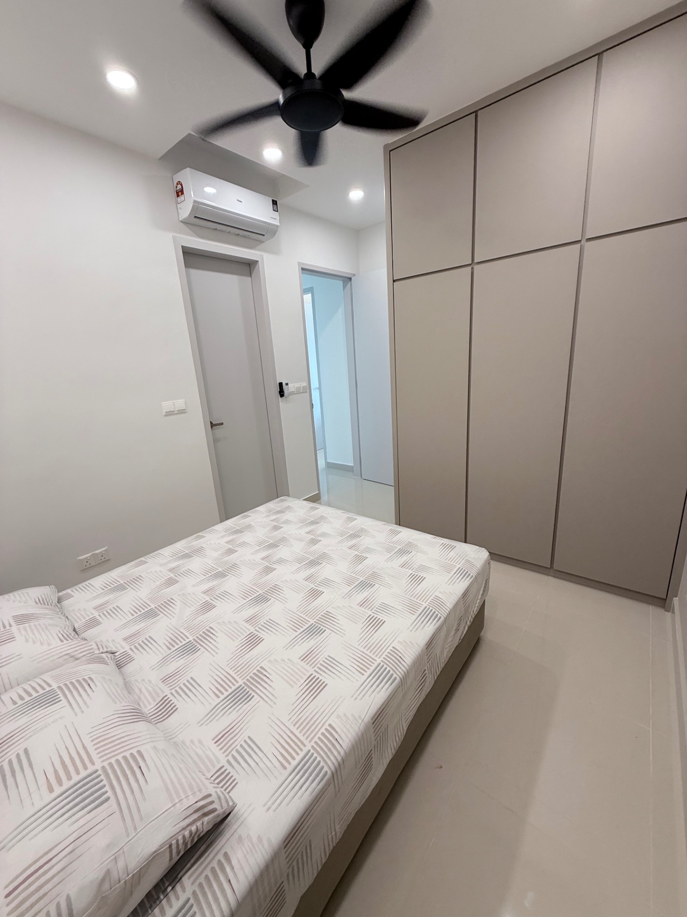 condo in Gelugor, Penang — photo 7