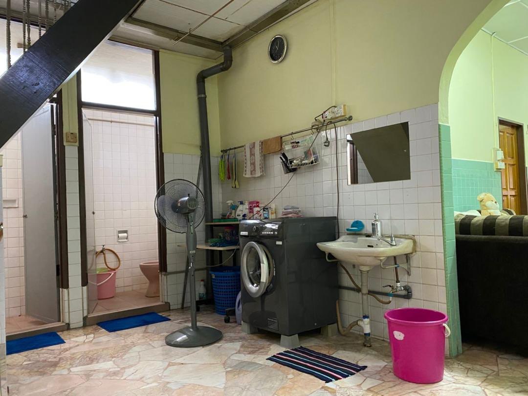 house in Jelutong, Penang — photo 2