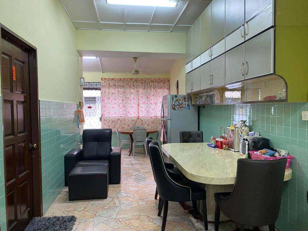 house in Jelutong, Penang — photo 3