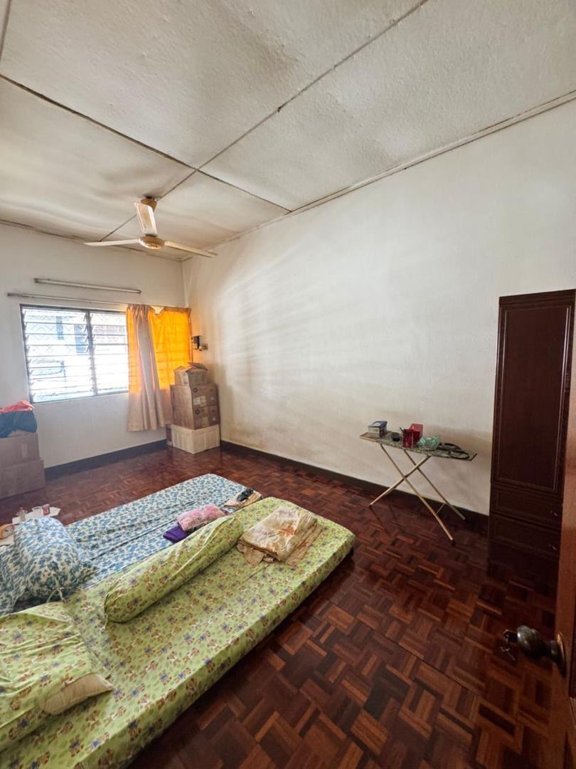house in Jelutong, Penang — photo 4