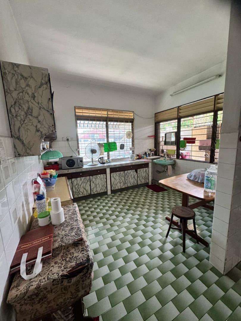 house in Jelutong, Penang — photo 2