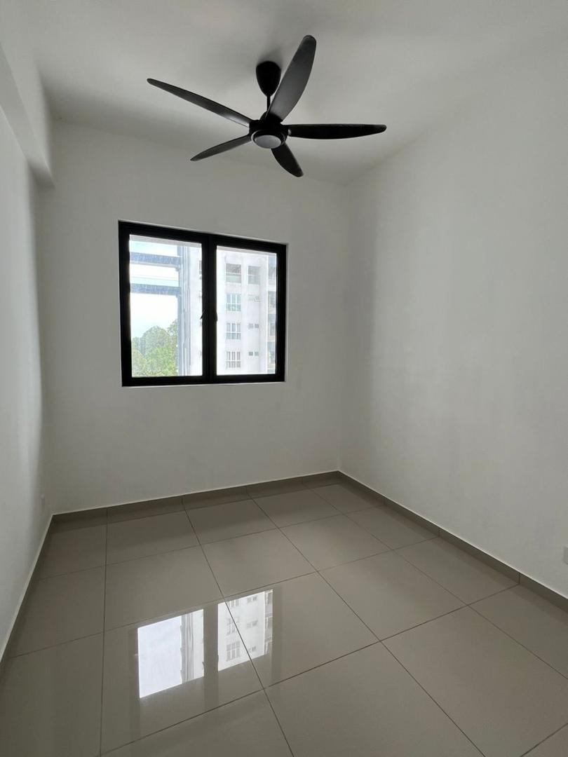 condo in Batu Maung, Penang — photo 5
