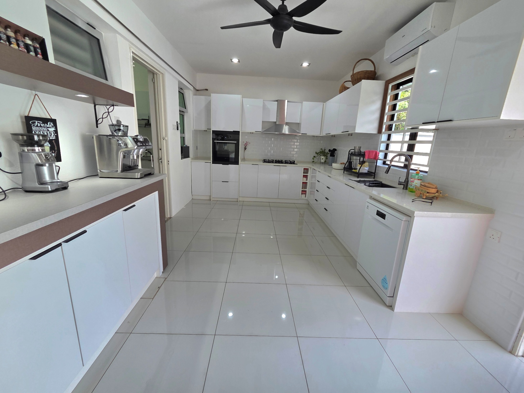 house in Tanjung Bungah, Penang — photo 4
