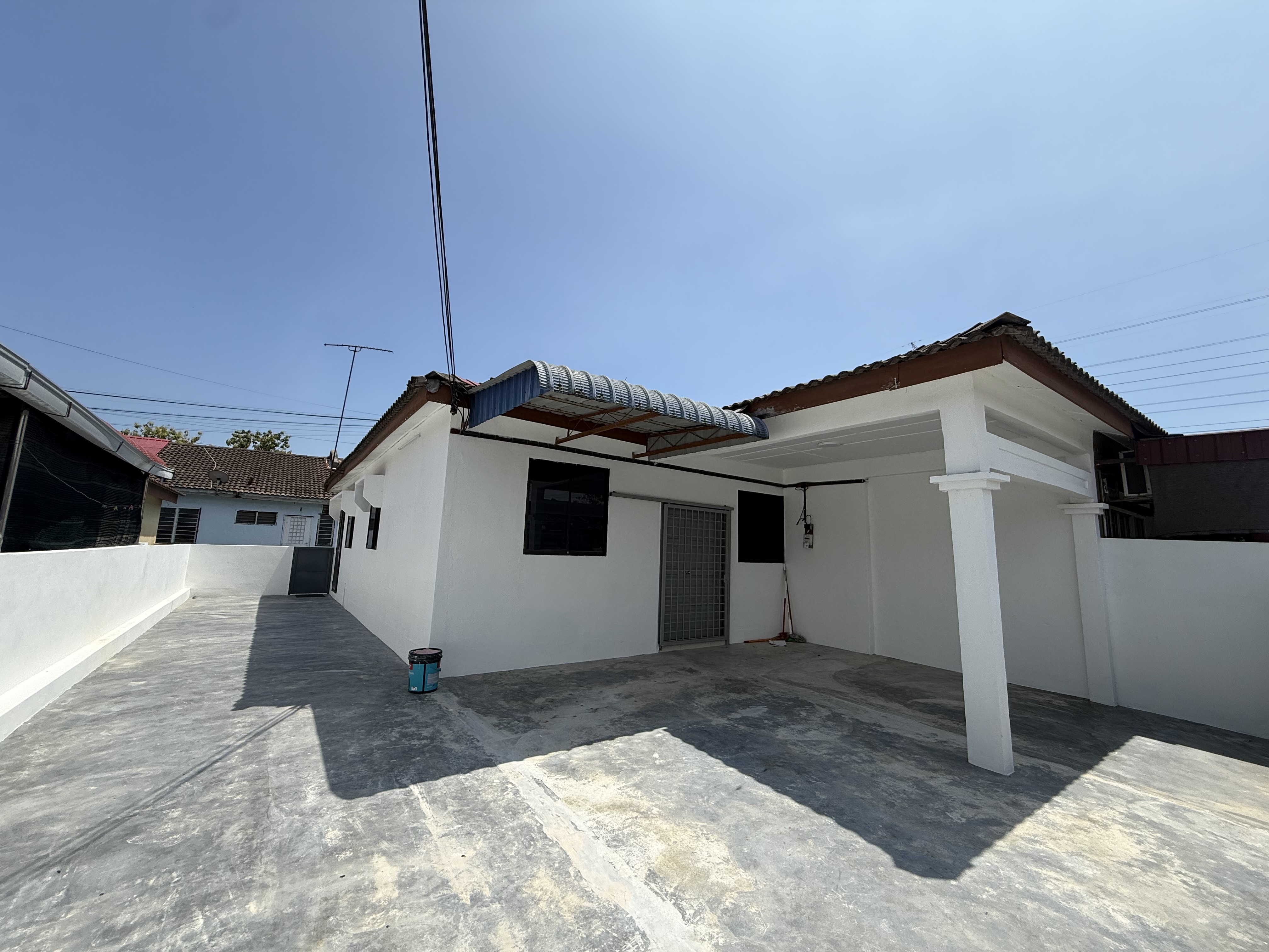 3-bedroom house in Simpang Ampat, Penang for sale — Taman Merak 1-Storey Semi-D 1650sf Fully Renovated Simpang Ampat
