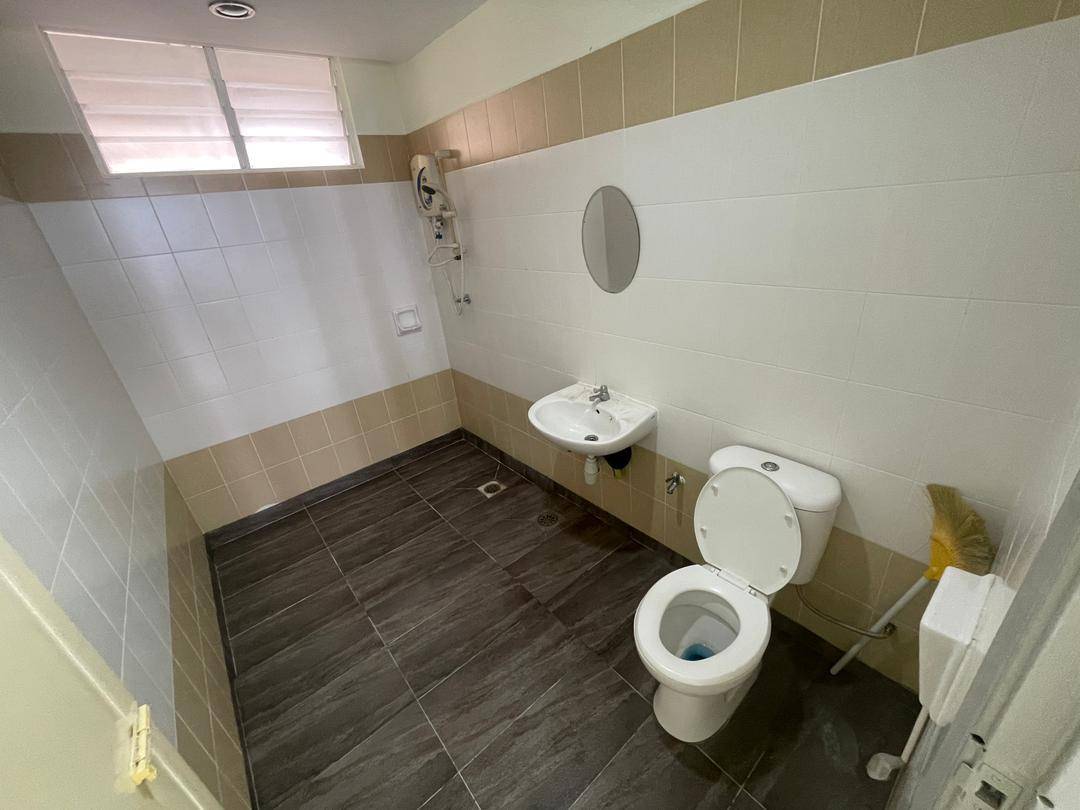 condo in Bayan Lepas, Penang — photo 6