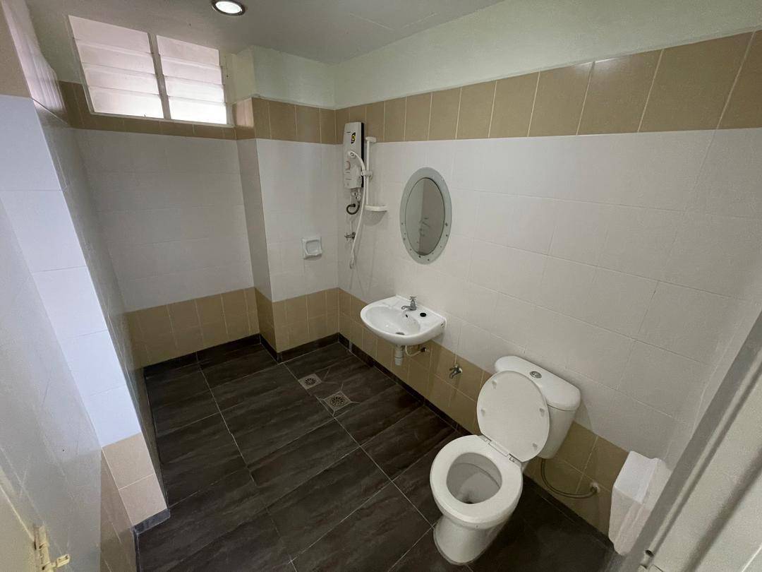 condo in Bayan Lepas, Penang — photo 7