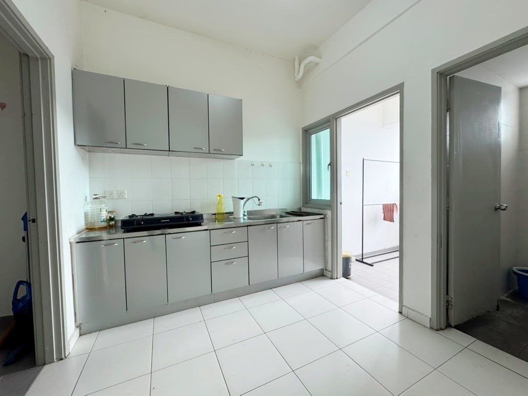 condo in Relau, Penang — photo 4