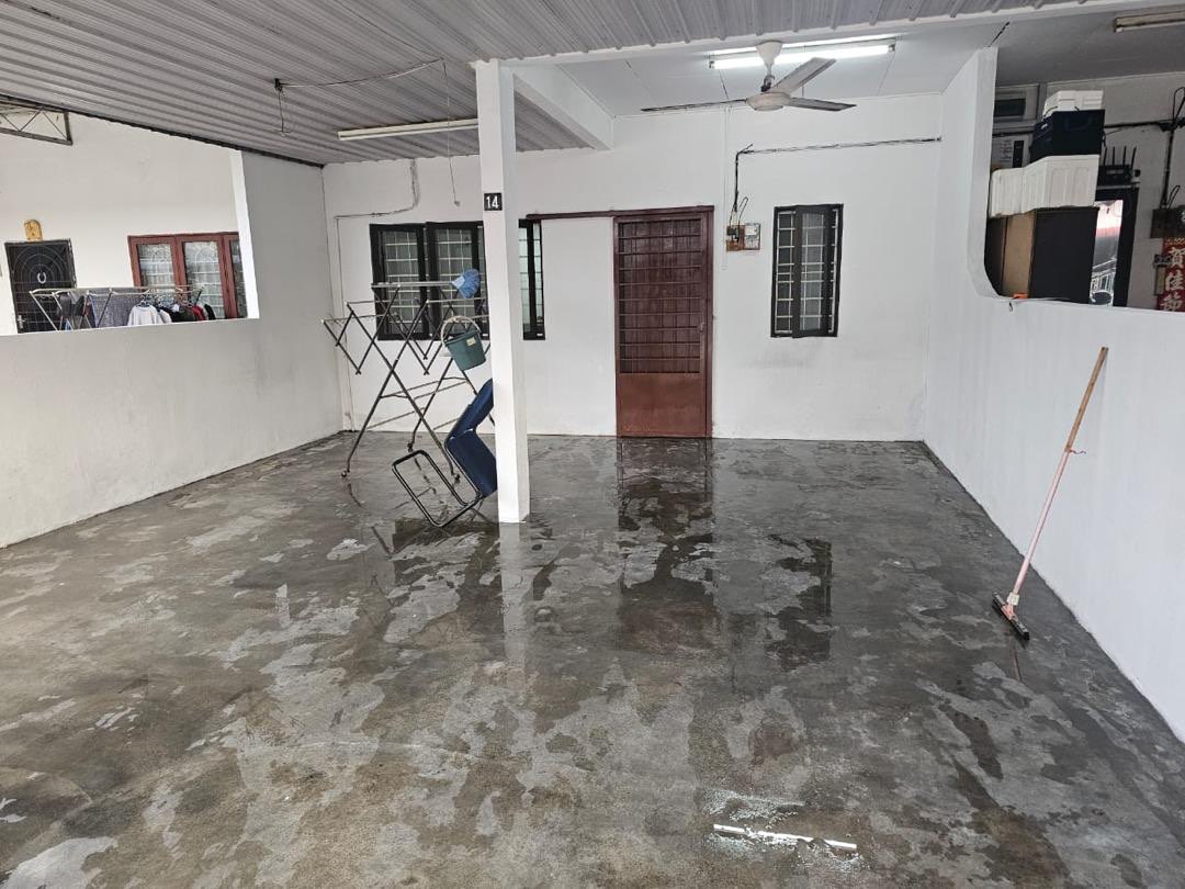 4-bedroom house in Parit Buntar, Perak for sale — Taman Kerian Permai Parit Buntar Partial Furnished 2-Storey Terrace House