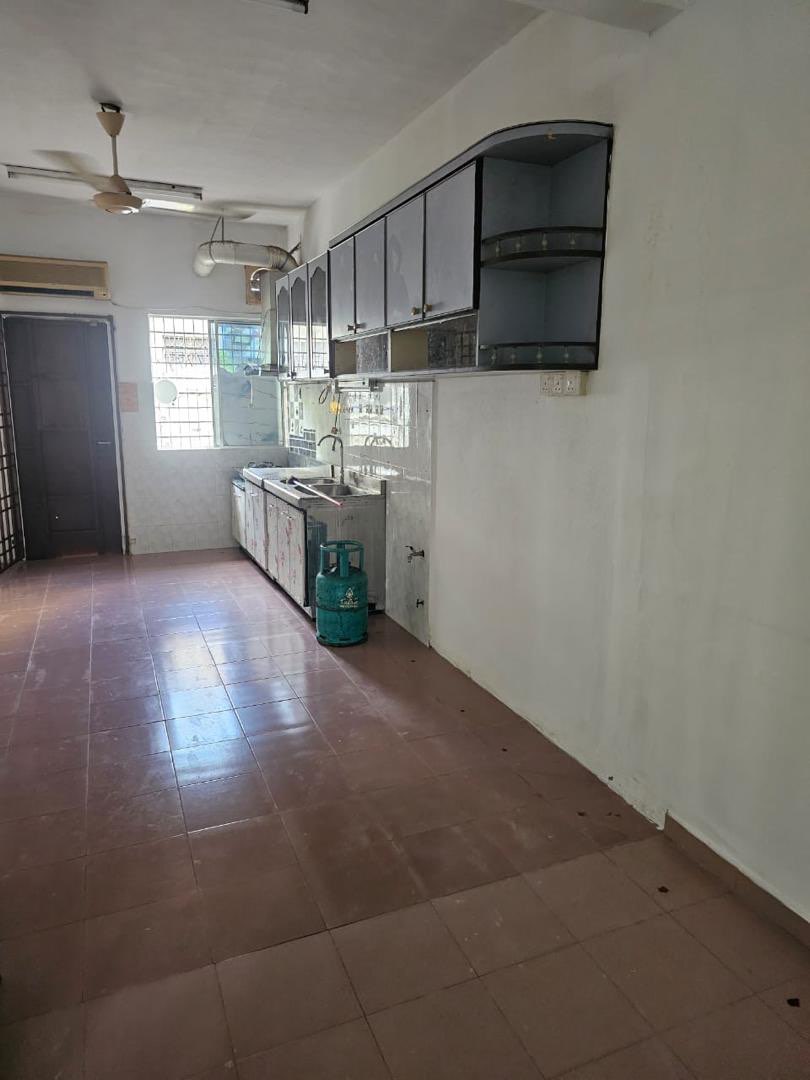 house in Parit Buntar, Perak — photo 7