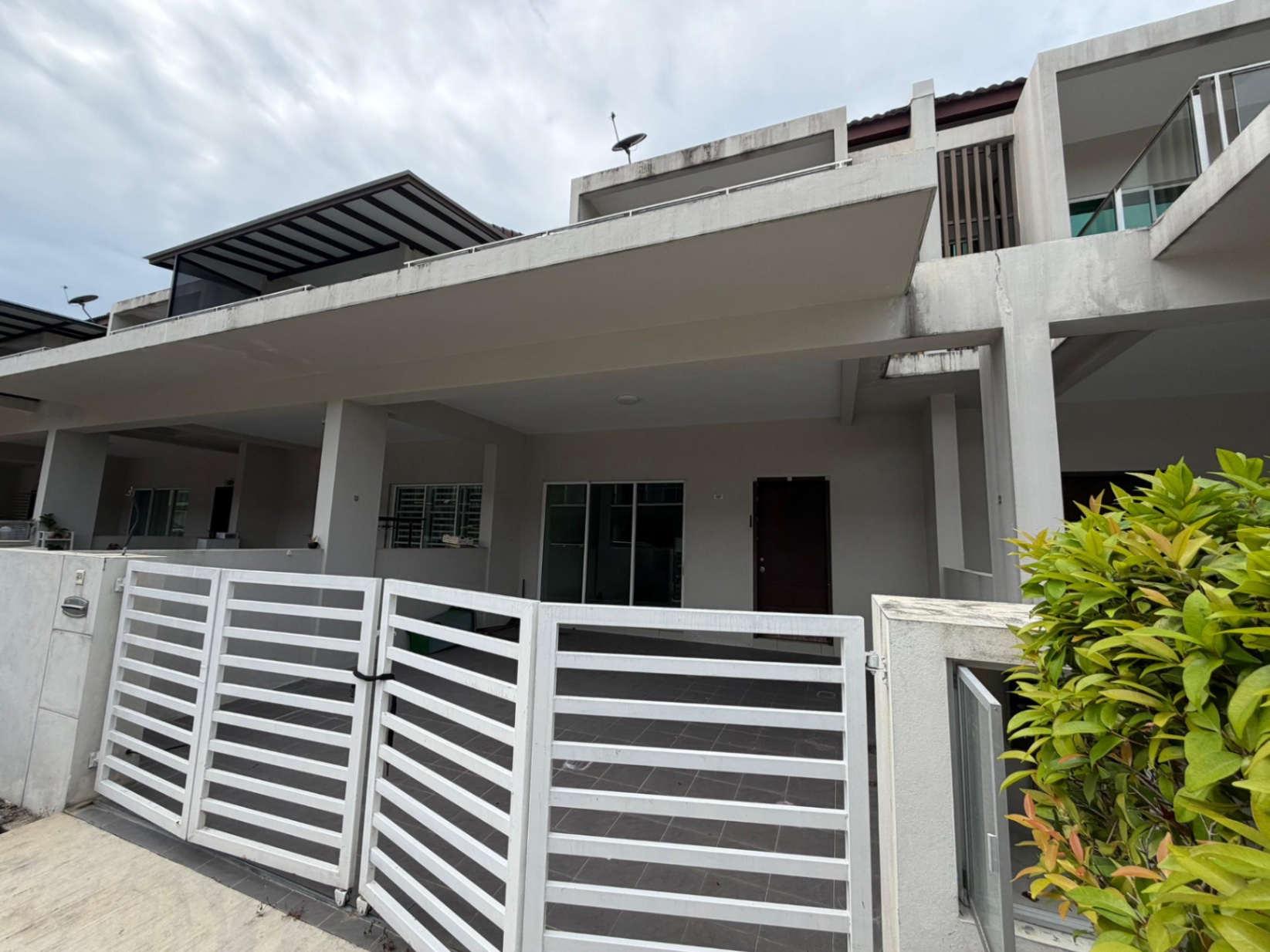 4-bedroom house in Simpang Ampat, Penang for sale — 2-Storey Terrace new unit Taman Villa Raintree 1 simpang ampat