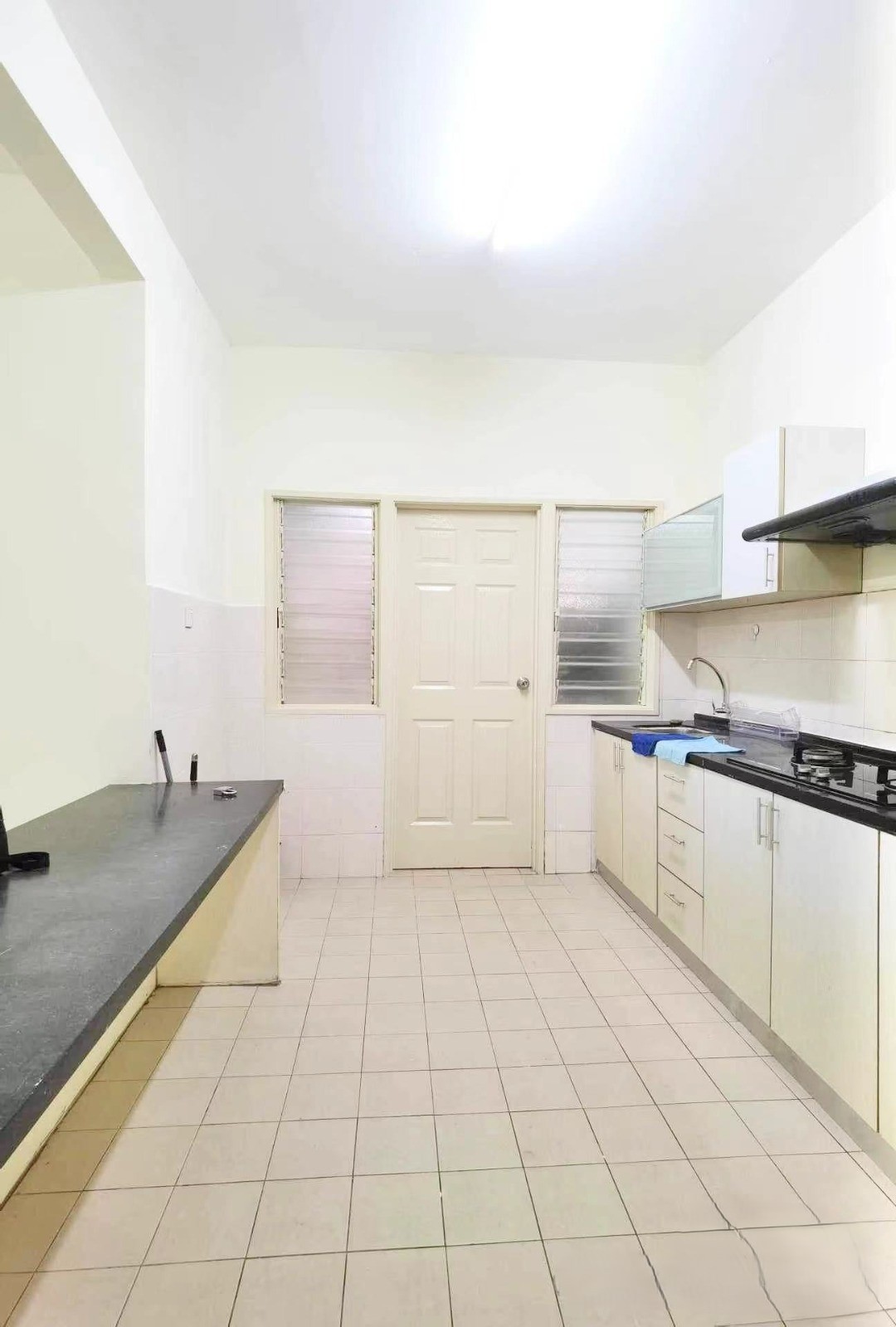 condo in Bandar Sunway, Selangor — photo 2