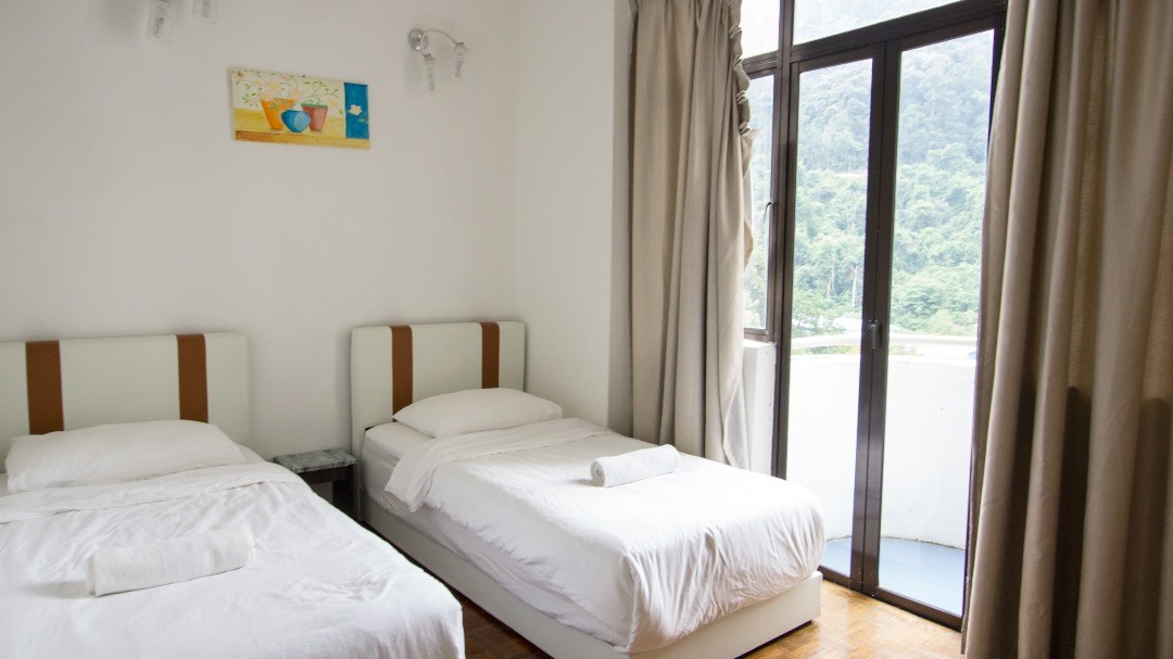 condo in Batu Ferringhi, Penang — photo 4