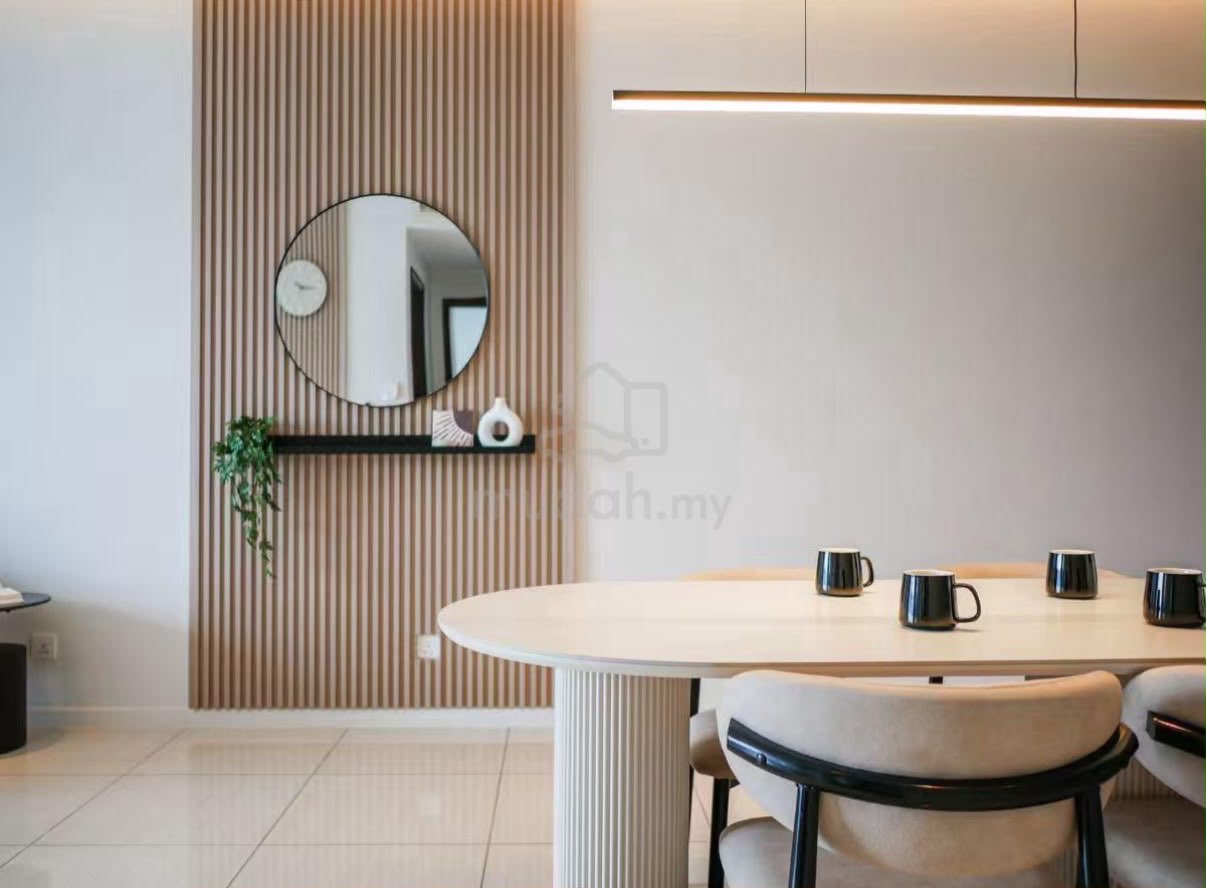 Queens Condo for Rent @ Queens,  | Fully Renovated