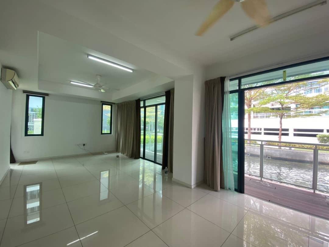 The light 4 Storey Water Villa Bungalow for Sale @ The Light, Penang | Corner Unit