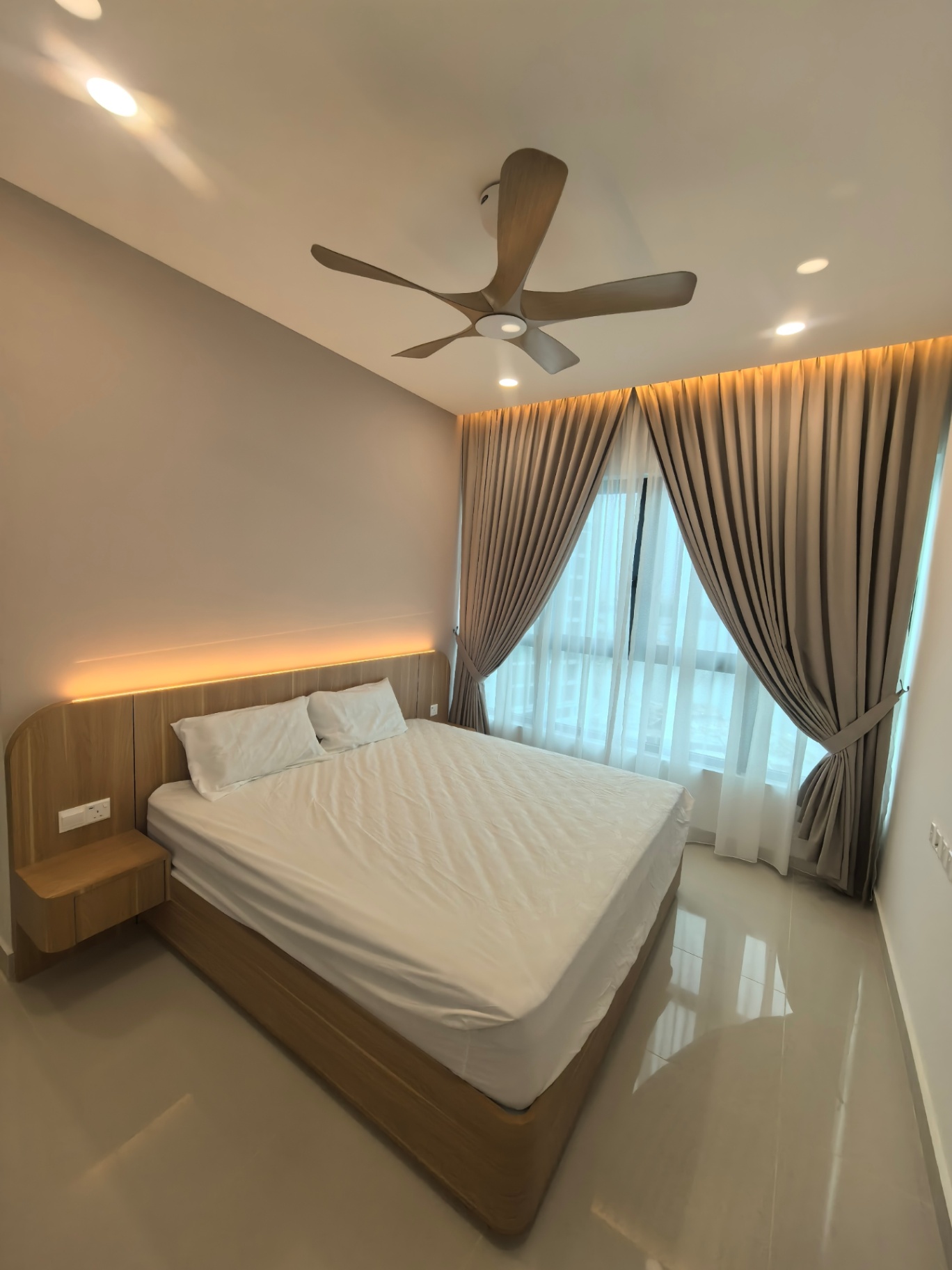 condo in Gelugor, Penang — photo 7