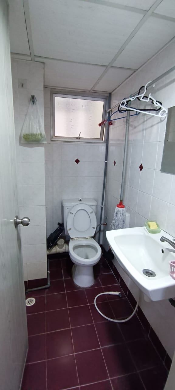 condo in Gelugor, Penang — photo 6