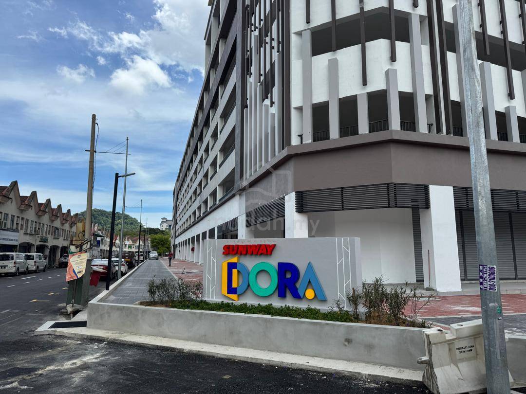 Sunway Dora/Bayan Lepas/732sf/Ground Floor/2 Car Parks/New Branded