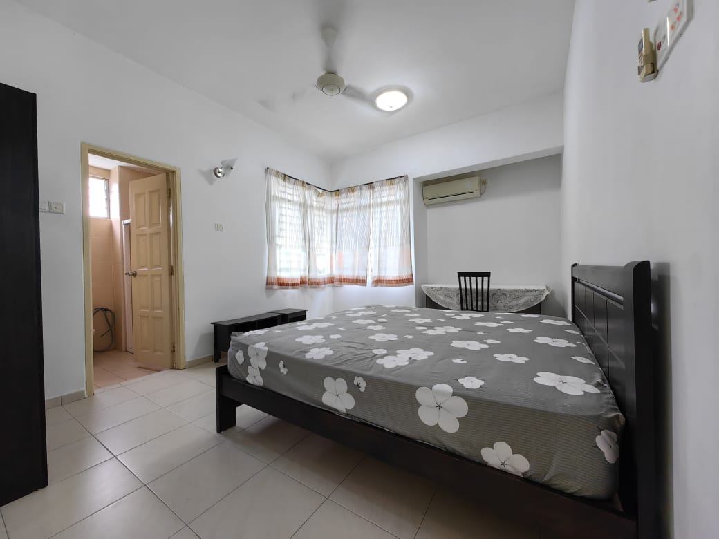 condo in Gelugor, Penang — photo 5