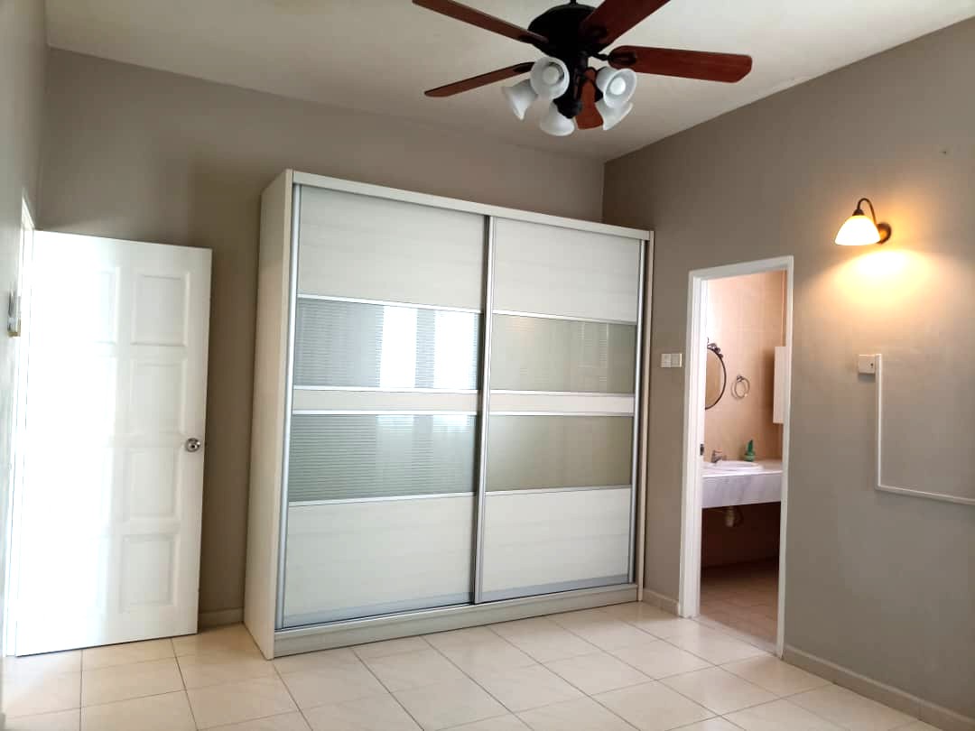 condo in Gelugor, Penang — photo 5
