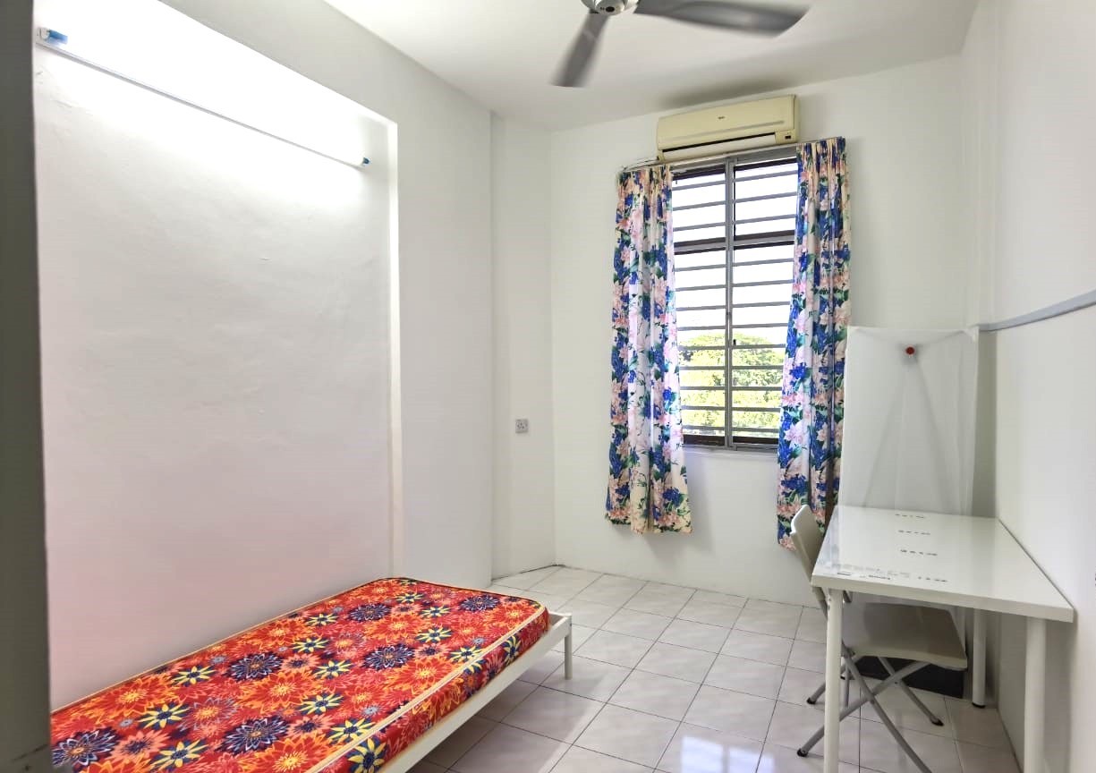 condo in Gelugor, Penang — photo 6