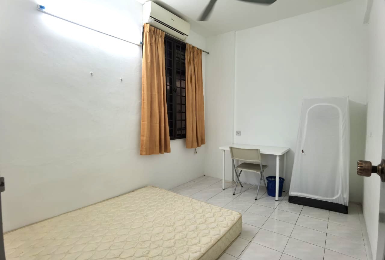 condo in Gelugor, Penang — photo 7