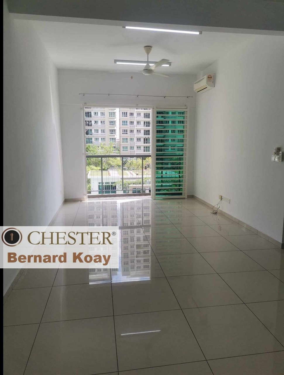 3-bedroom condo in Sungai Ara, Penang for sale — One Imperial condominium Sungai Ara 3 car parks low floor original