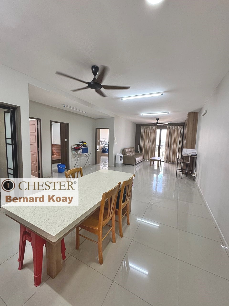 condo in Sungai Ara, Penang for sale — SenzVilles Sungai Ara Low density 3 side by side car park furnished rare in market