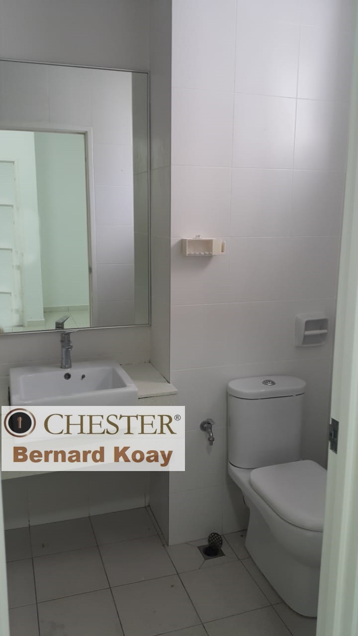 condo in Sungai Ara, Penang — photo 7